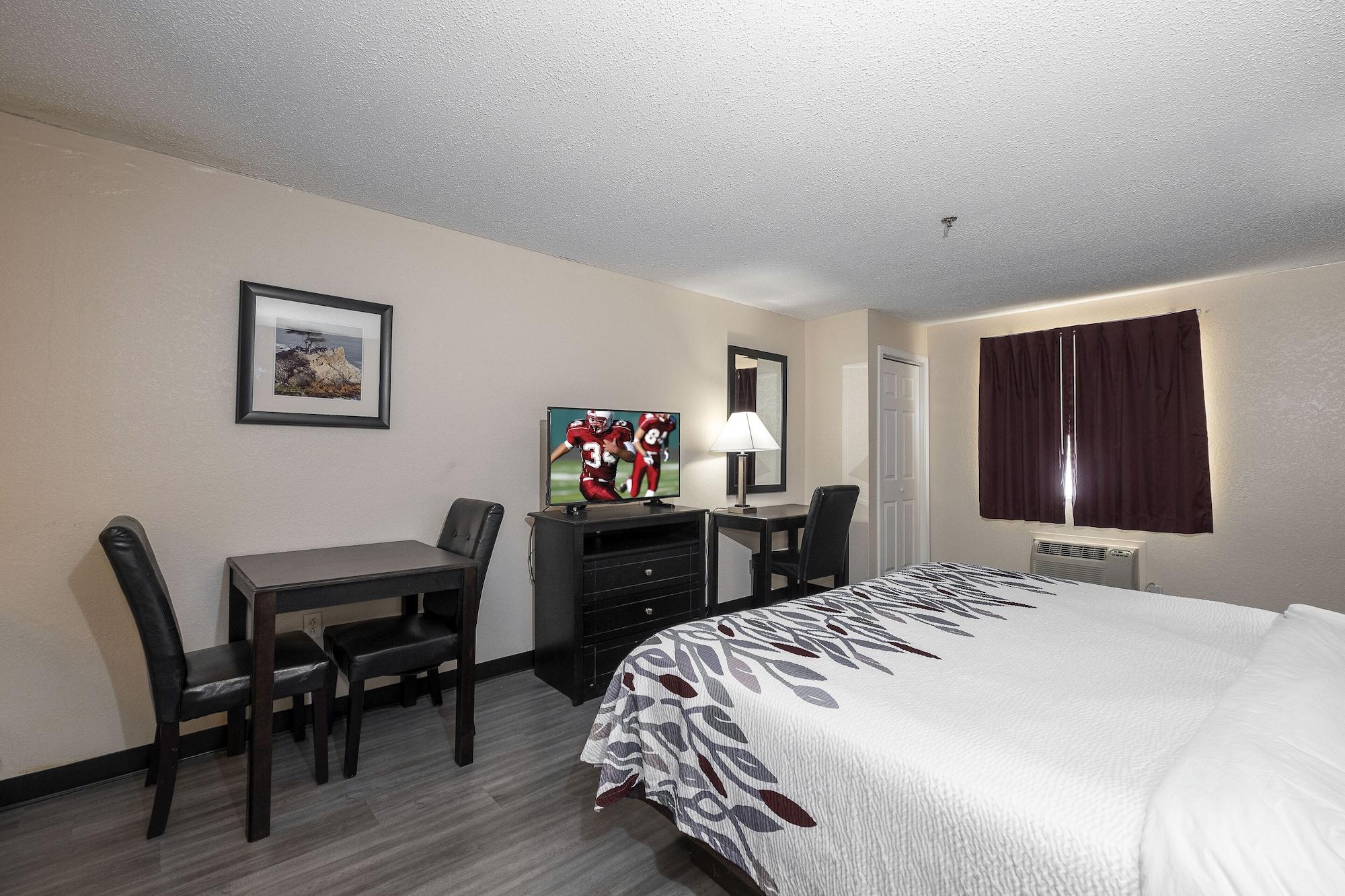 Red Roof Inn & Suites Pensacola-Nas Corry Beach Haven Eksteriør billede