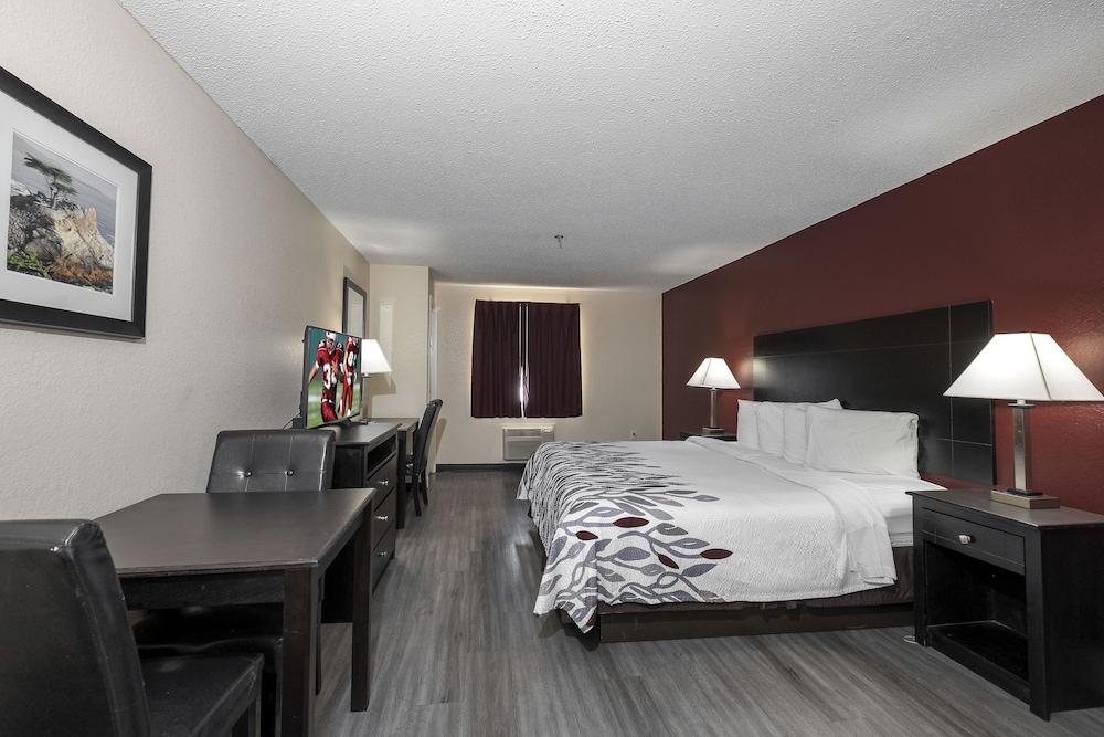 Red Roof Inn & Suites Pensacola-Nas Corry Beach Haven Eksteriør billede