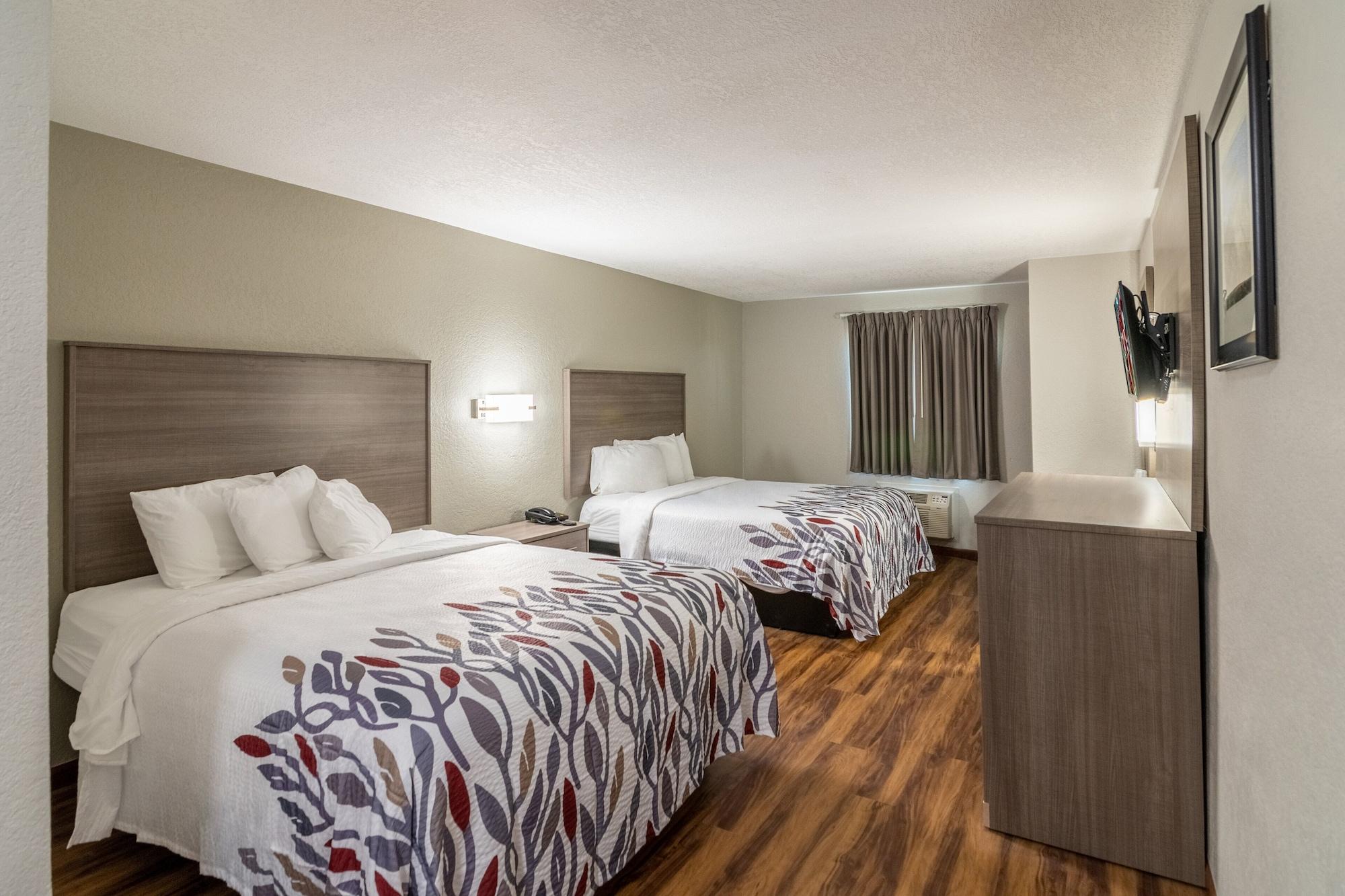 Red Roof Inn & Suites Pensacola-Nas Corry Beach Haven Eksteriør billede