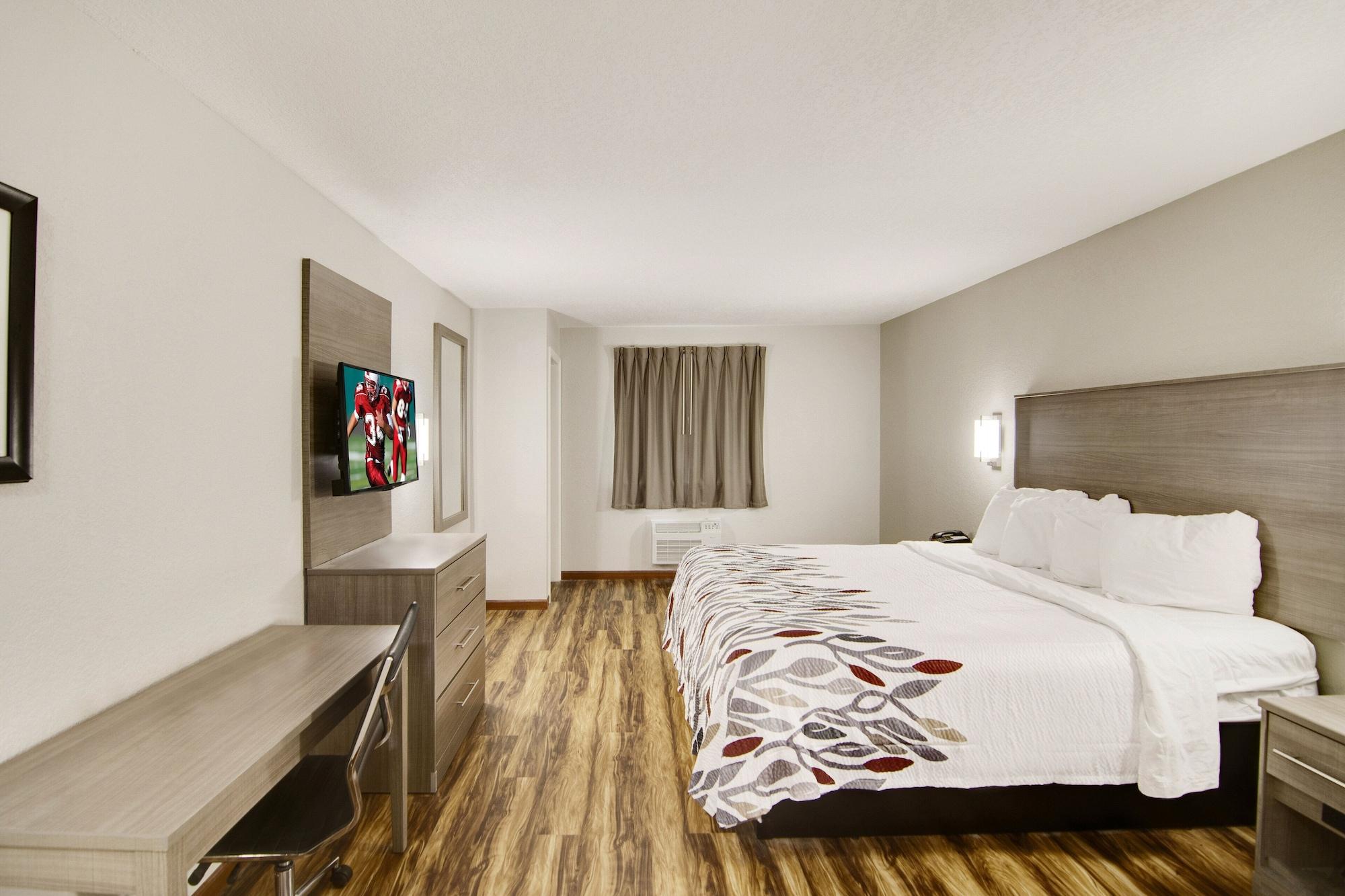 Red Roof Inn & Suites Pensacola-Nas Corry Beach Haven Eksteriør billede